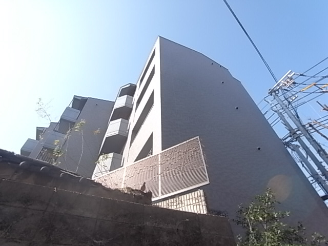神戸市須磨区千守町のマンションの建物外観