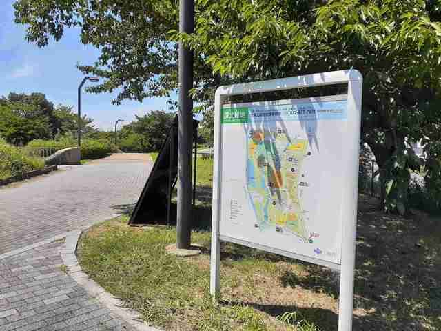 【四條畷市江瀬美町のアパートの公園】