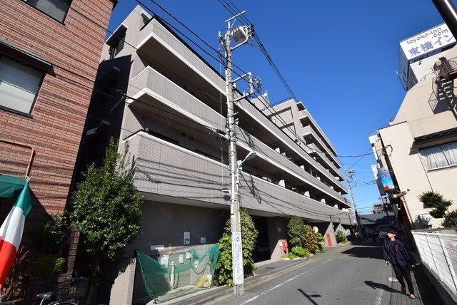 町田市森野のマンションの建物外観