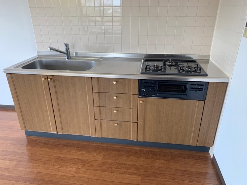 キッチン　反転部屋参照