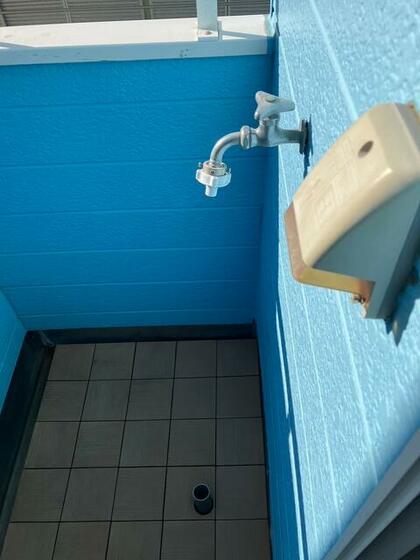 バルコニー　洗濯機置場