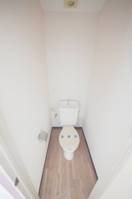 トイレ　同建物別号室参考写真です