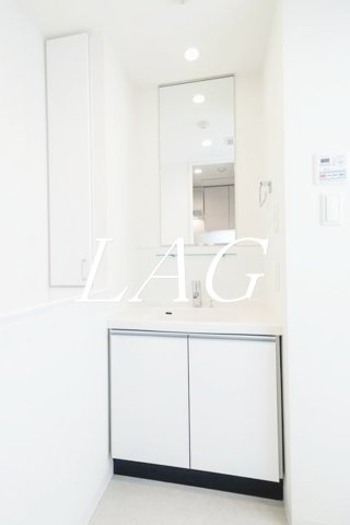 洗面設備　独立洗面台です。