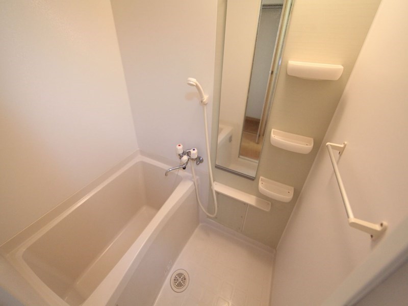 バス・シャワールーム　浴室暖房乾燥機能付バス