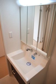 洗面設備　☆嬉しい独立洗面台☆