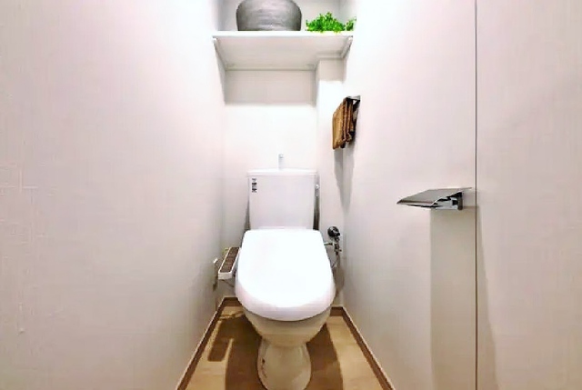 トイレ　モデル写真です。イメージを！