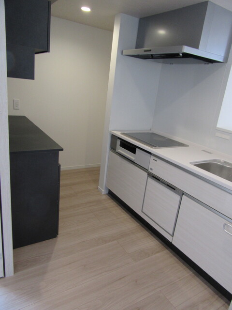 キッチン　★３口システムキッチン★