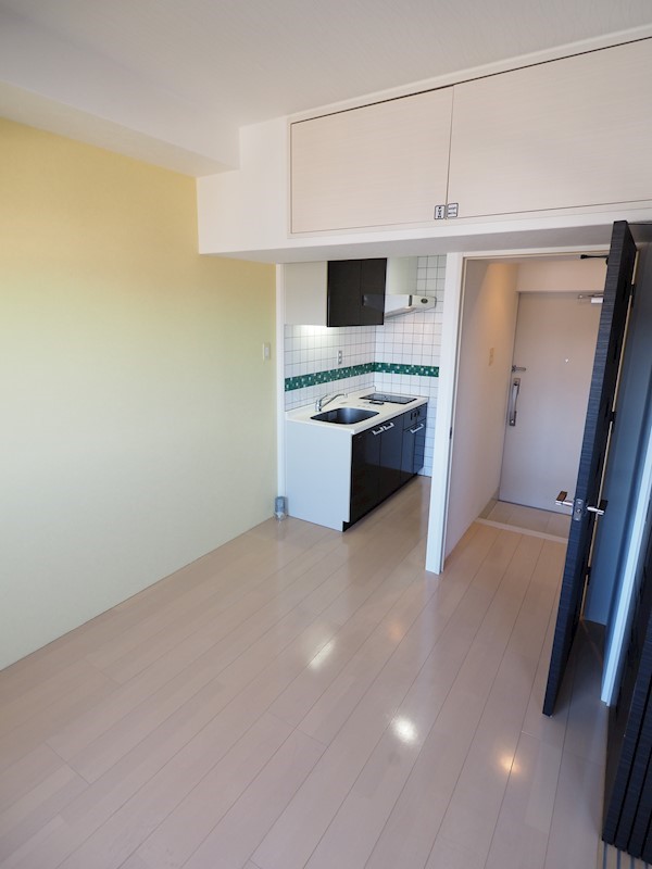 居室・リビング　横広のタイプ。