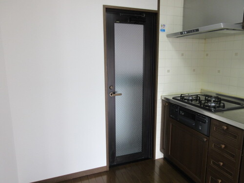 その他　キッチン勝手口※前回募集時の写真２０２３年１１月