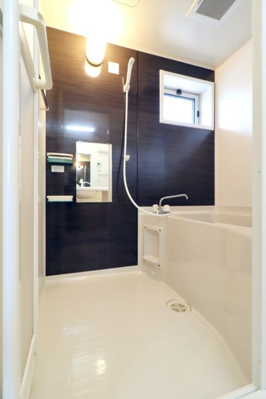 バス・シャワールーム　図面と現状に相違がある場合には現状を優先