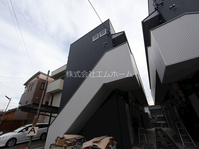 建物外観　外観　デザイナーズ　光インターネット無料