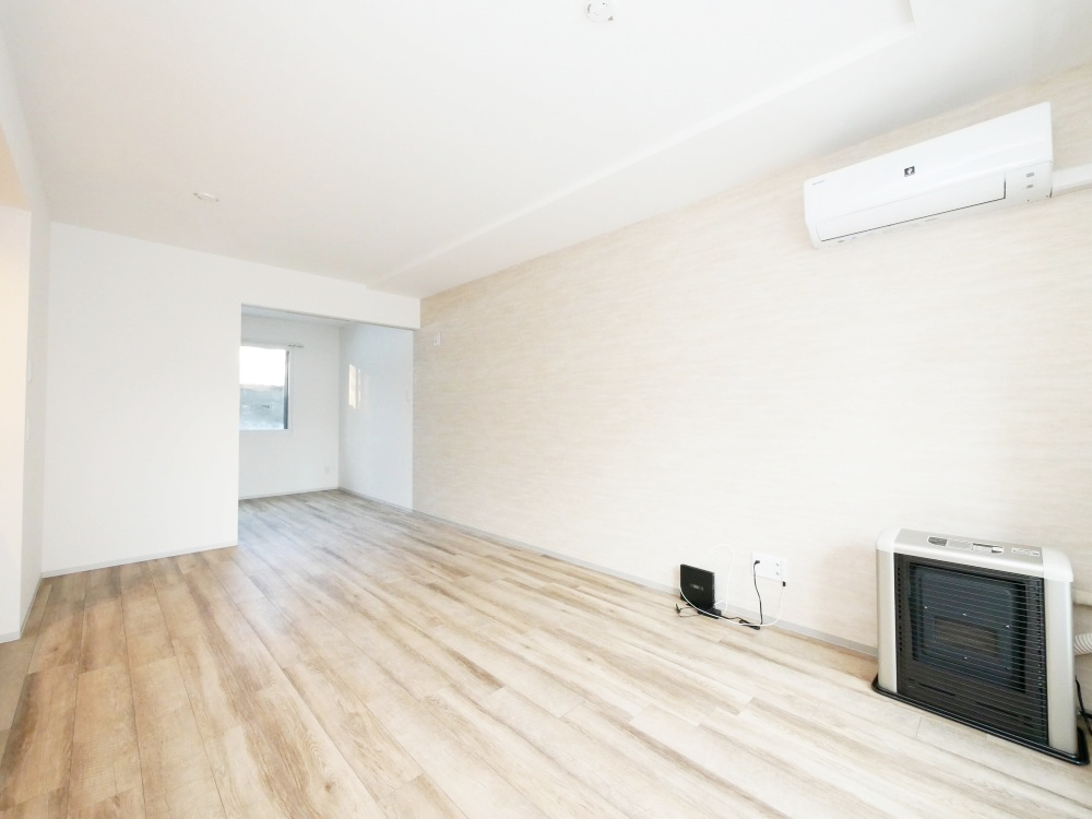 居室・リビング　エアコン完備♪