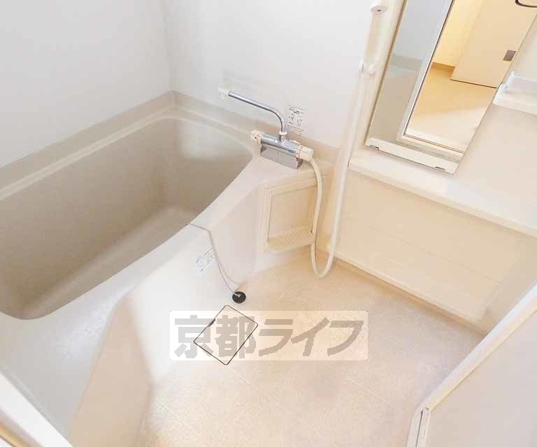 バス・シャワールーム　お風呂です。