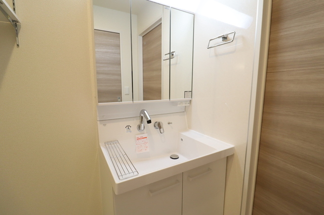 洗面設備　洗髪洗面化粧台