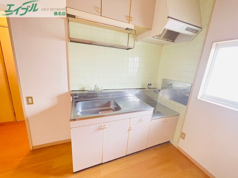 キッチン　反転タイプ参考写真