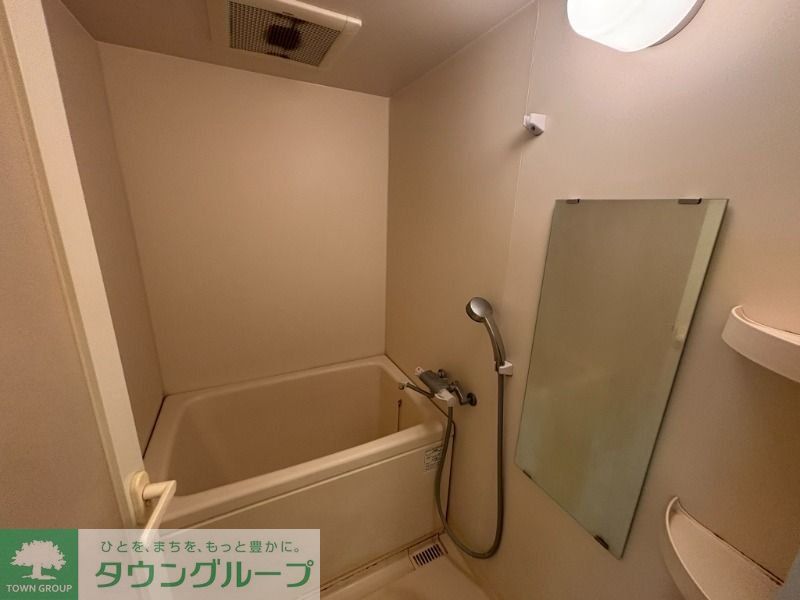 バス・シャワールーム　※同建物別室設備施工例　現況優先