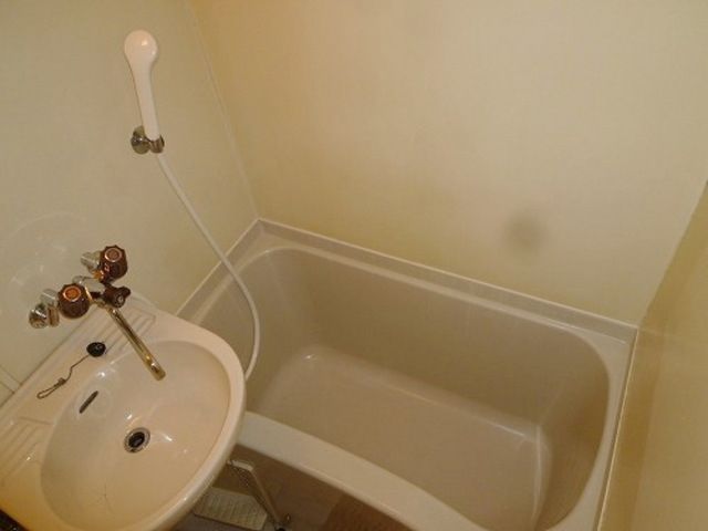 バス・シャワールーム　★お問い合わせはタウンハウジング聖蹟桜ヶ丘店まで★