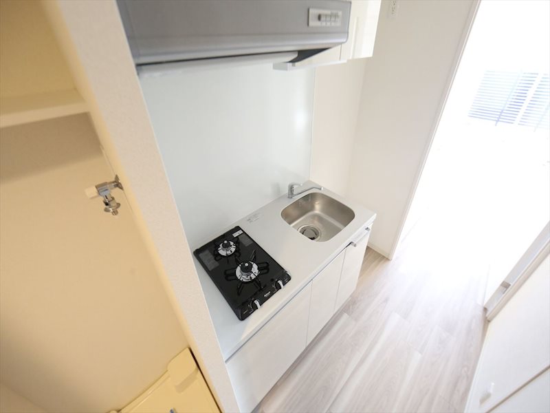 キッチン　システムキッチン（ガス2口コンロ付）