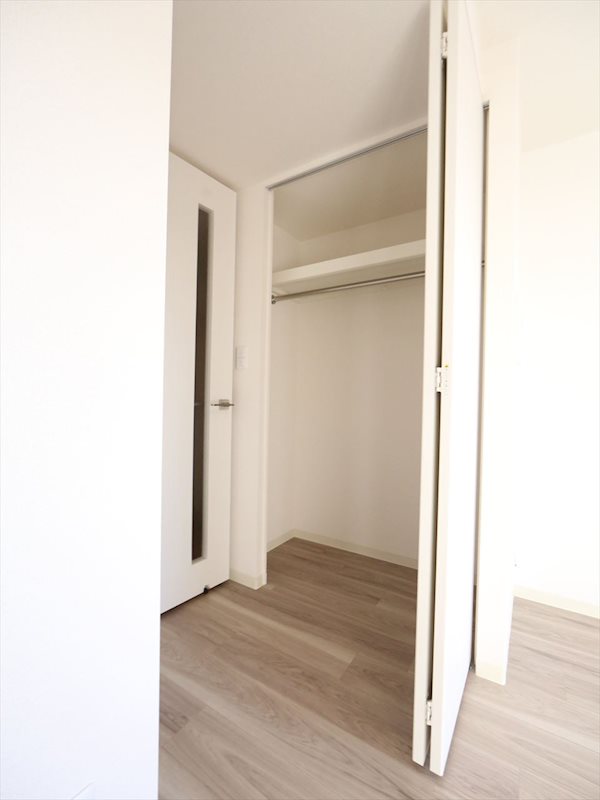 収納　クローゼット（収納充実してます）