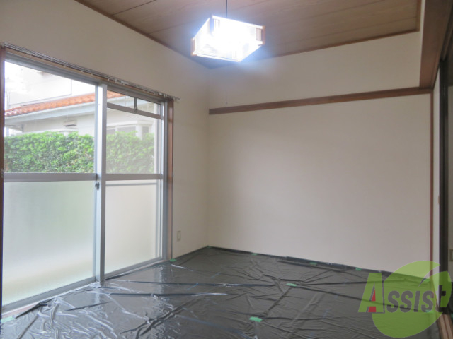 その他部屋・スペース　寝室はこちらですね。和室なので、お布団敷きましょう。