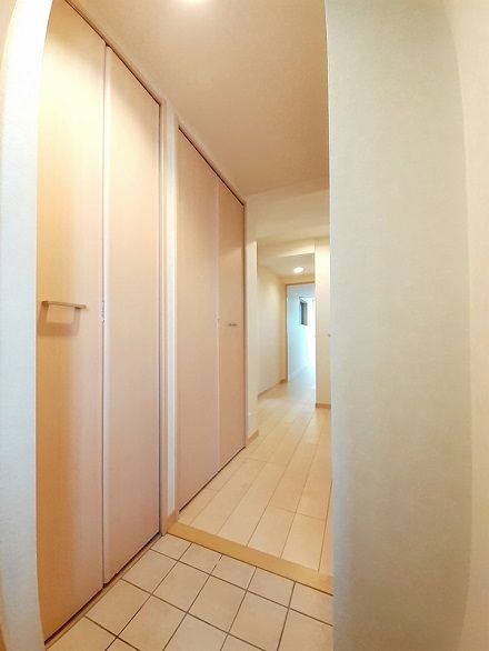 玄関　箱根ハイライズビル　豊島区池袋本町3