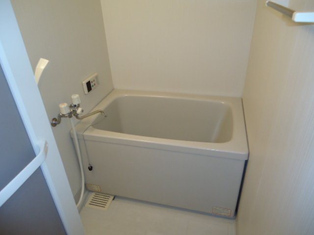 バス・シャワールーム　バス（イメージ）