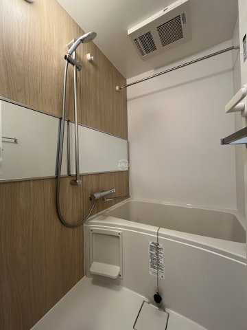 バス・シャワールーム　スプランディッドVIII　浴室