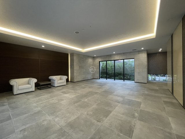 ロビー　スプランディッドVIII　ロビー