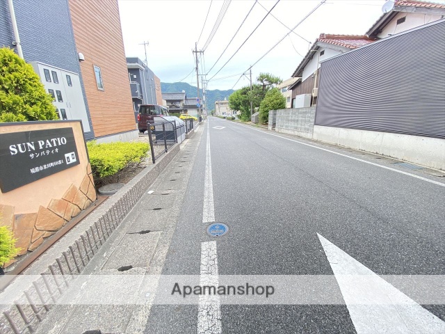 その他　前面道路（その他）まで0m