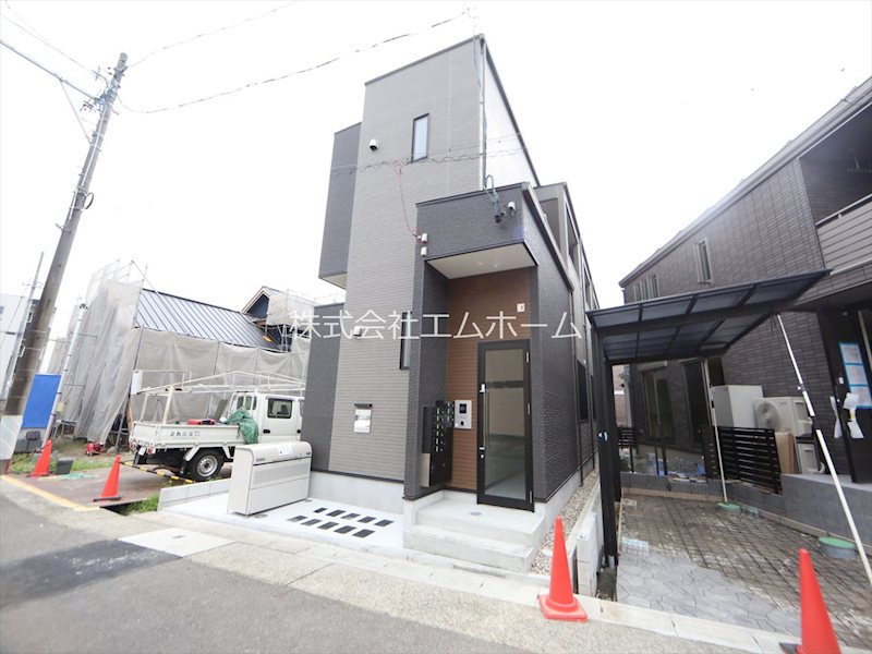 建物外観　外観　オートロック付　宅配ＢＯＸ有り