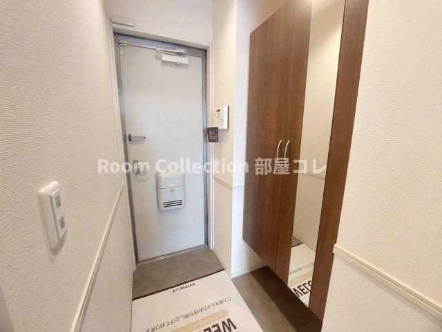 玄関　※同物件他部屋写真