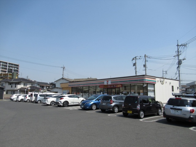 コンビニ　セブンイレブン岡山東古松南店（コンビニ）まで628m