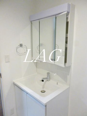 洗面設備　洗面台です。