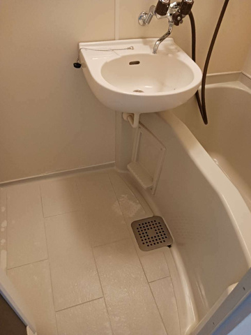 バス・シャワールーム　同建物別部屋 現況優先