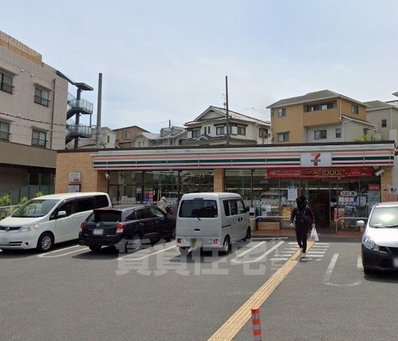 コンビニ　セブンイレブン　吹田佐井寺4丁目店（コンビニ）まで84m