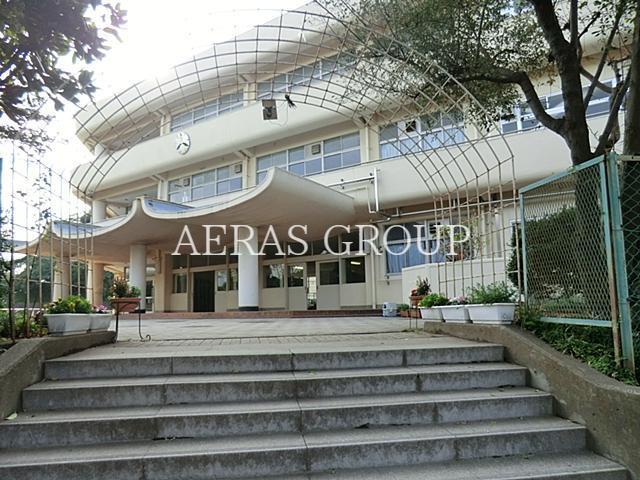 中学校　横浜市立上の宮中学校（中学校）まで1126m