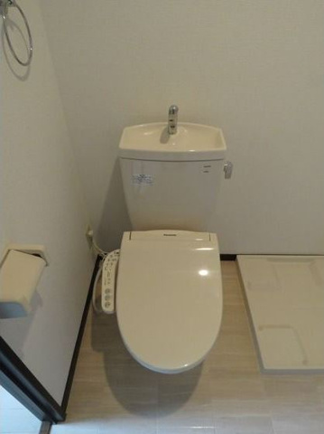 トイレ　※同シリーズ別部屋の参考写真です