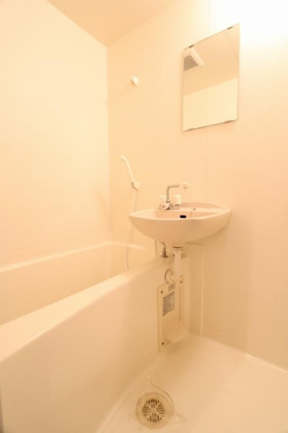 バス・シャワールーム　※同シリーズ別部屋の参考写真です
