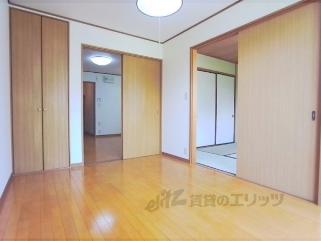 居室・リビング　洋室