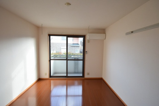 居室・リビング　写真は同マンション別室写真です