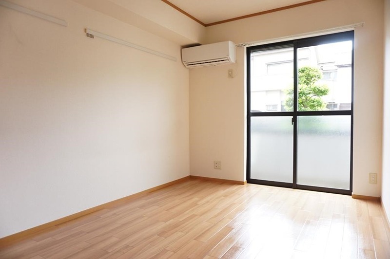 居室・リビング　6.5帖洋室　同タイプ別のお部屋の写真となります。