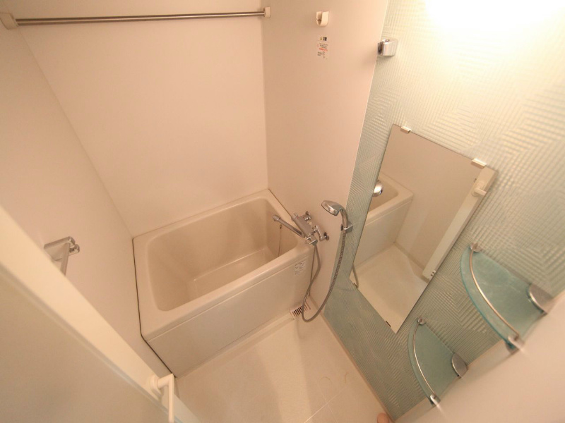 バス・シャワールーム　浴室暖房乾燥機　24時間換気機能付バスルーム