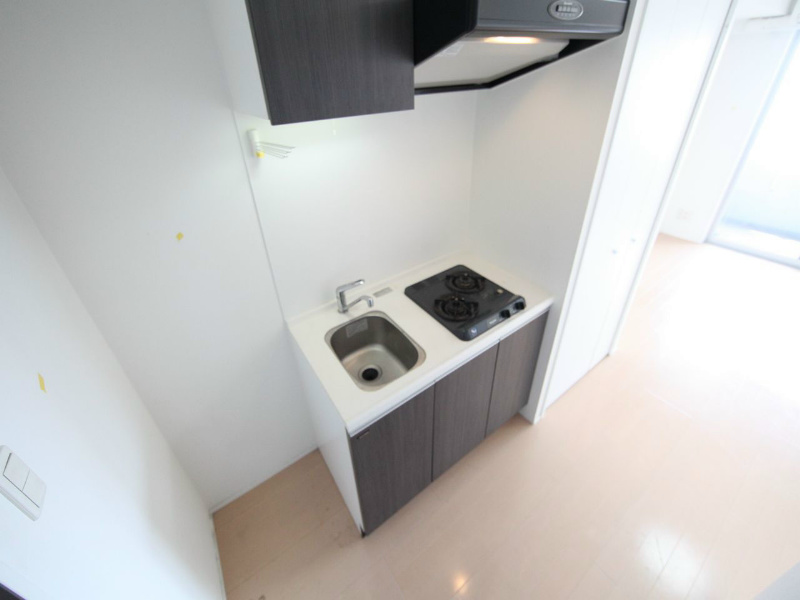 キッチン　システムキッチン（ガス2口）冷蔵庫・レンジ等ご用意できます