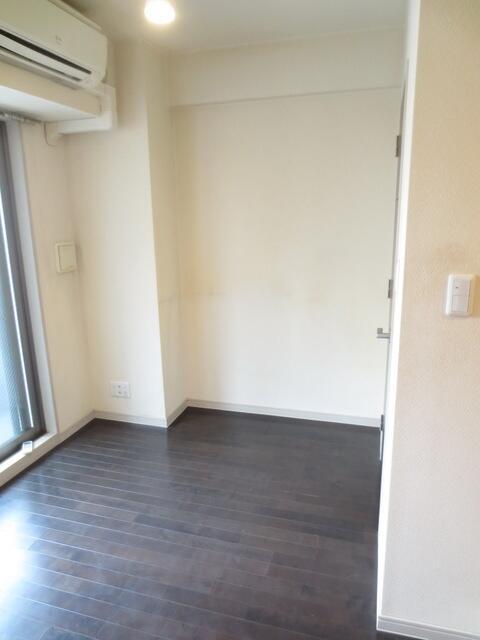 居室・リビング　きれいな洋室です