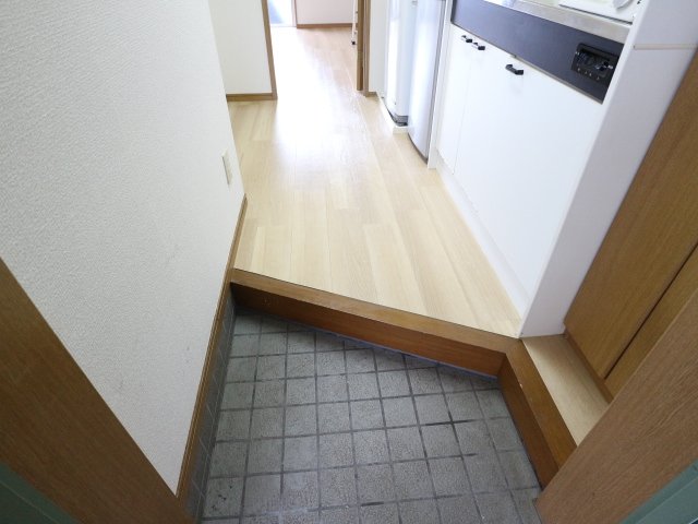 玄関　同物件同タイプ
