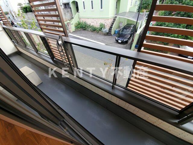 バルコニー　バルコニーがあります