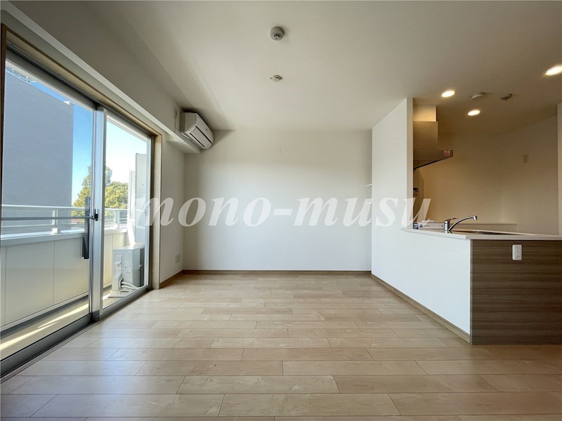 居室・リビング　同間取り写真