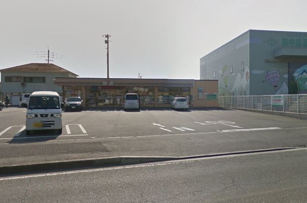 コンビニ　セブンイレブン 中間中鶴店（コンビニ）まで804m