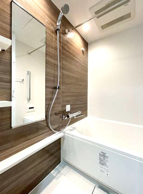 バス・シャワールーム　風呂