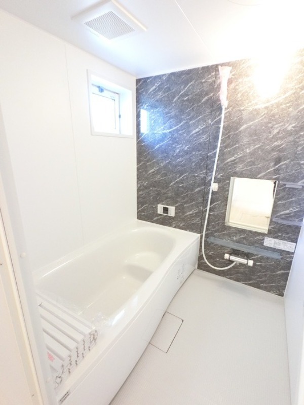 バス・シャワールーム　図面と現状に相違がある場合には現状を優先